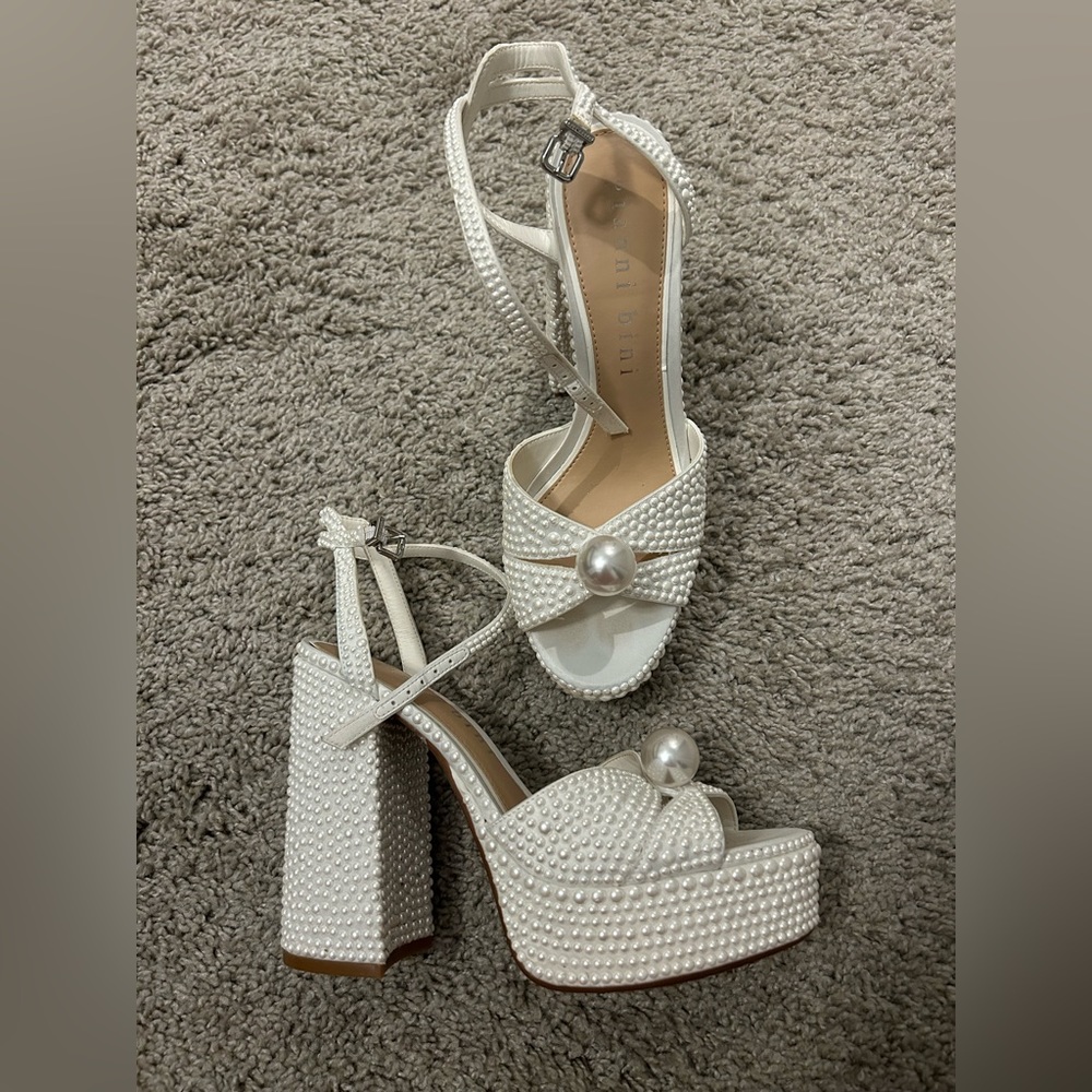 Gianni Bini Pearl Heels